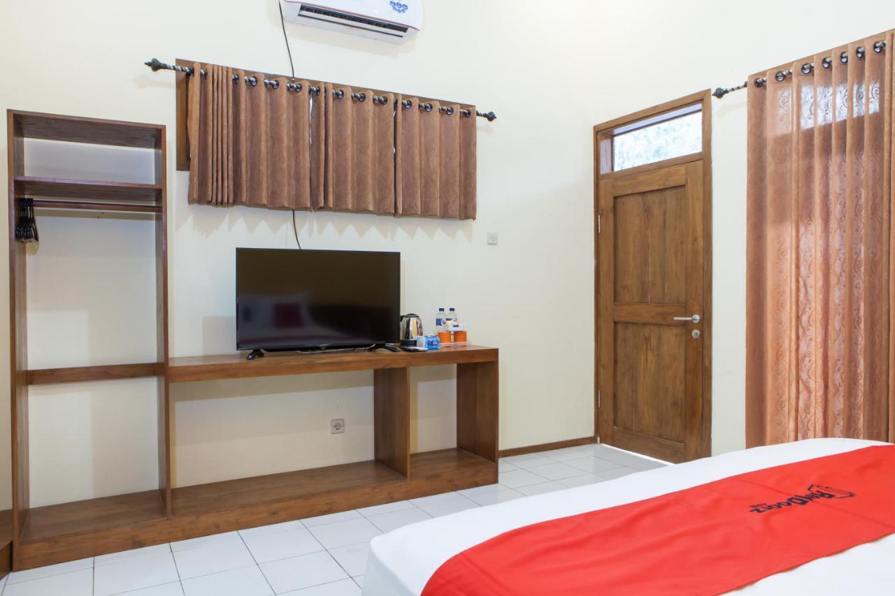 Reddoorz Near Baluran National Park Hotel Pandean Kültér fotó