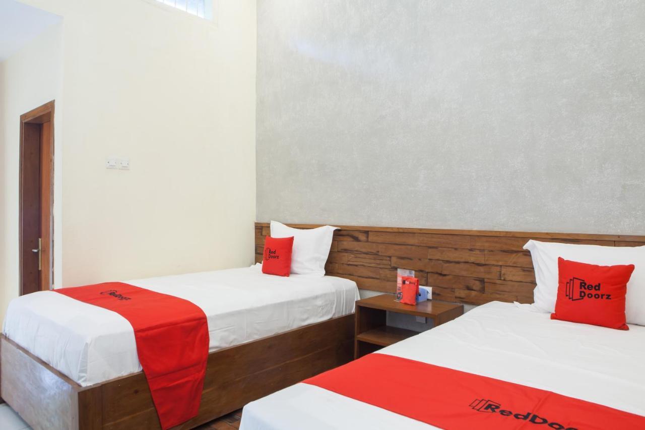 Reddoorz Near Baluran National Park Hotel Pandean Kültér fotó