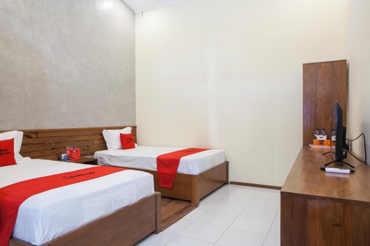 Reddoorz Near Baluran National Park Hotel Pandean Kültér fotó